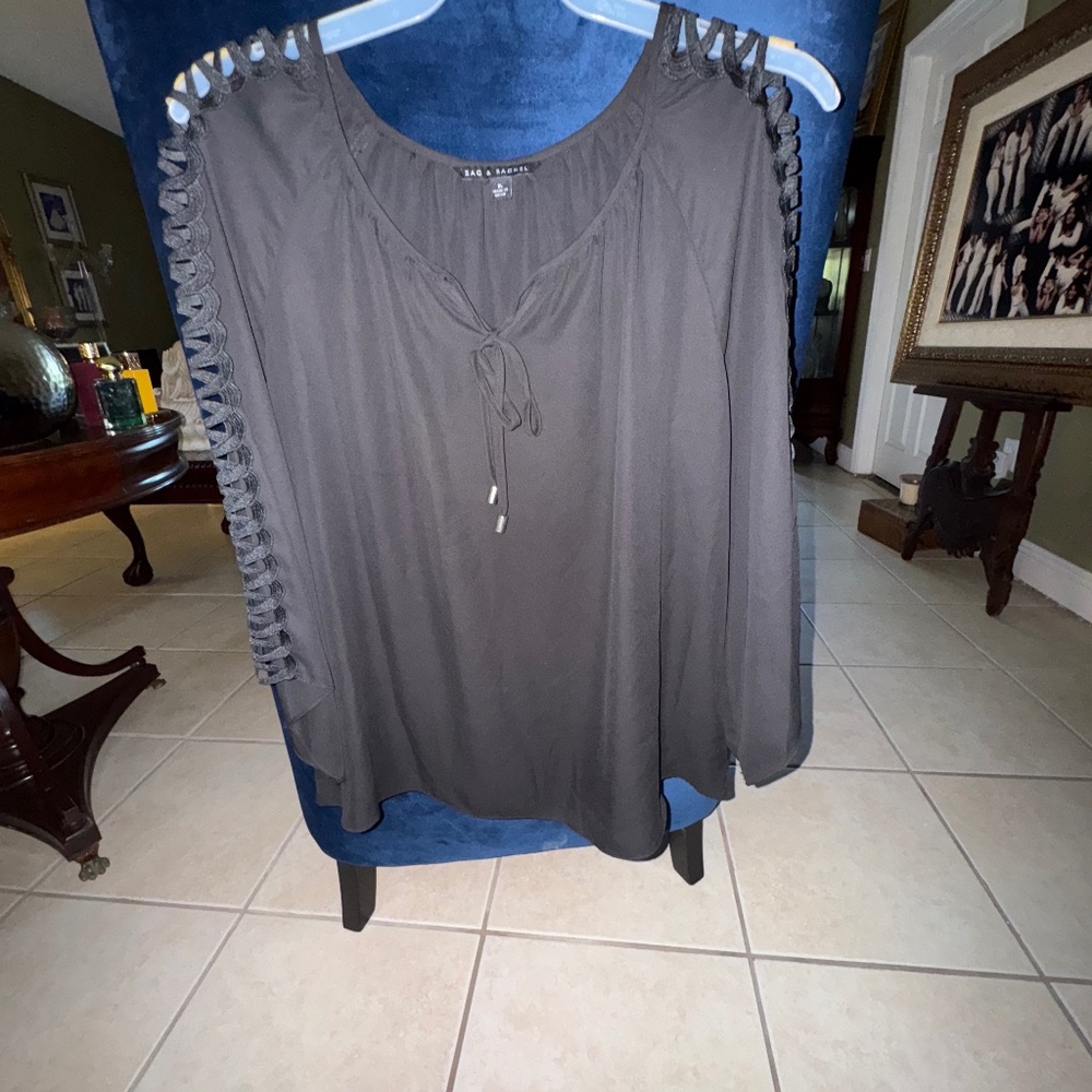 Zac and Rachel blouse